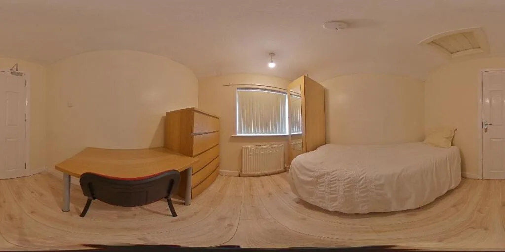 5 bedroom semi-detached house for rent