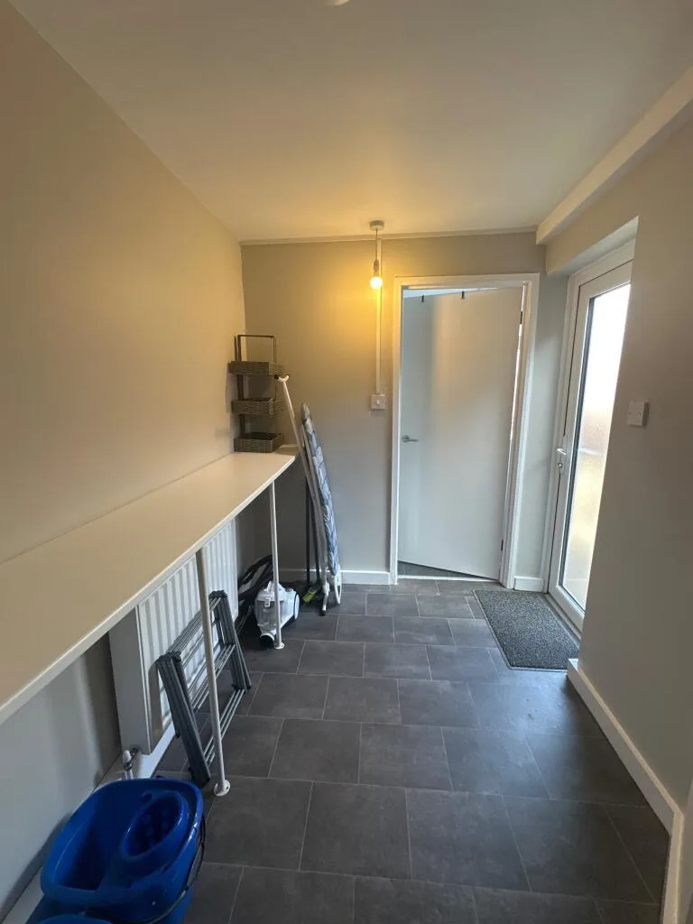 6 bedroom terraced house for rent