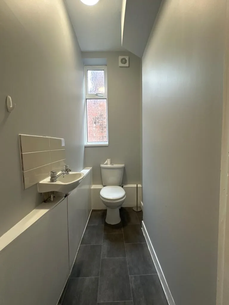 6 bedroom terraced house for rent