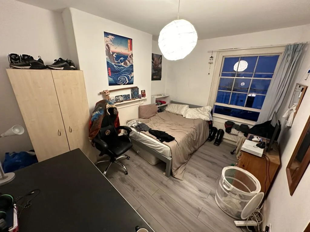 6 bedroom terraced house for rent