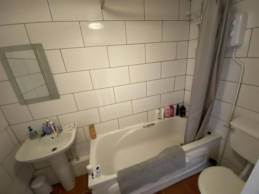 5 bedroom house for rent