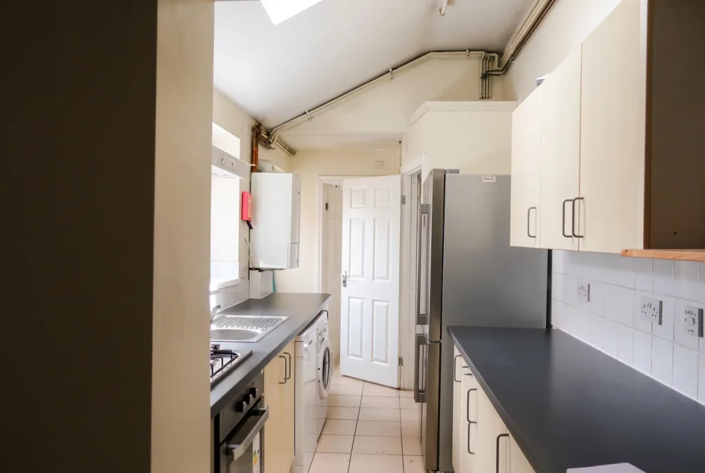5 bedroom house for rent