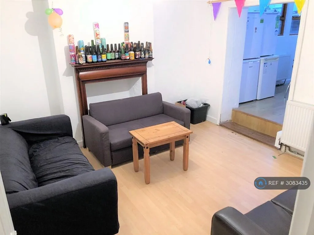 6 bedroom terraced house for rent
