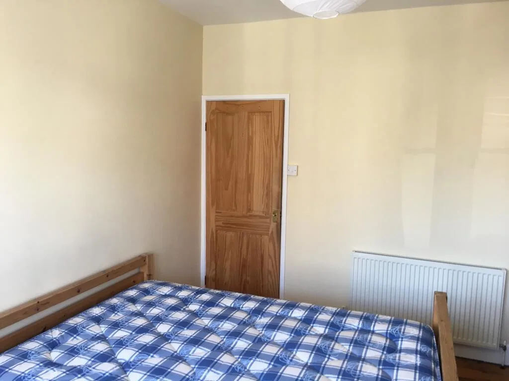 6 bedroom house for rent