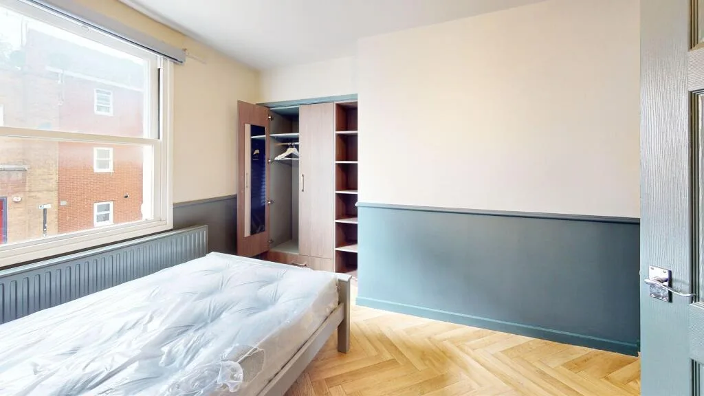 9 bedroom flat for rent