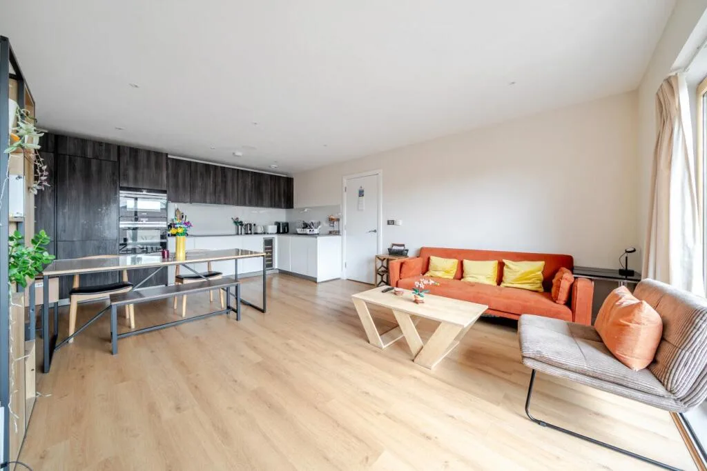 3 bedroom flat for rent