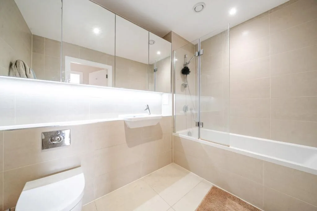 3 bedroom flat for rent