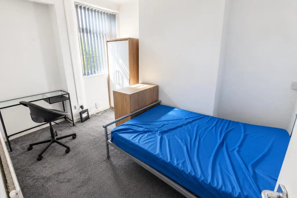 5 bedroom house for rent