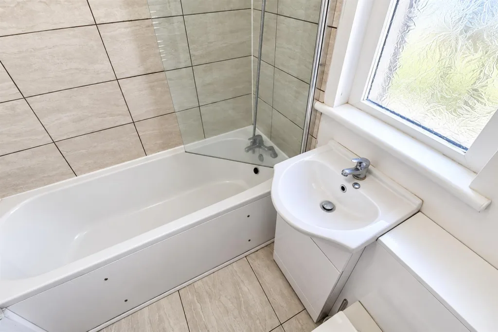 5 bedroom house for rent