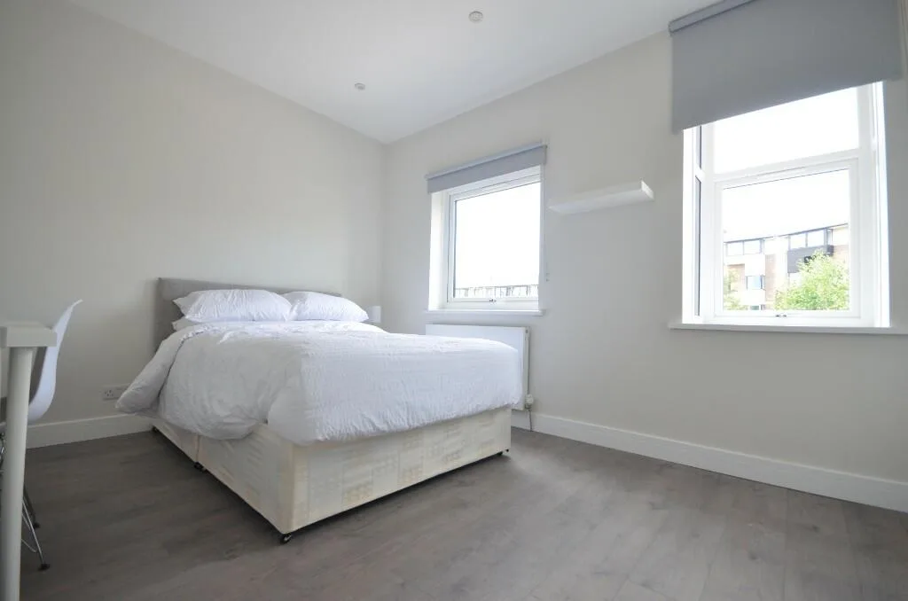 5 bedroom town house for rent
