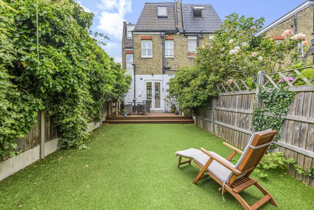 4 bedroom house for rent