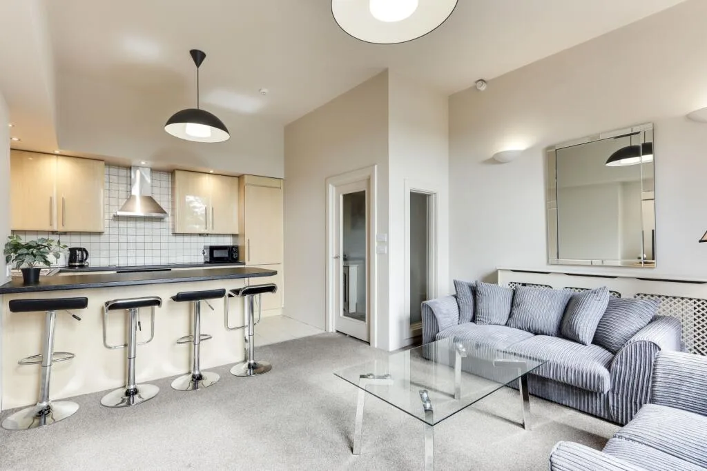 4 bedroom apartment for rent