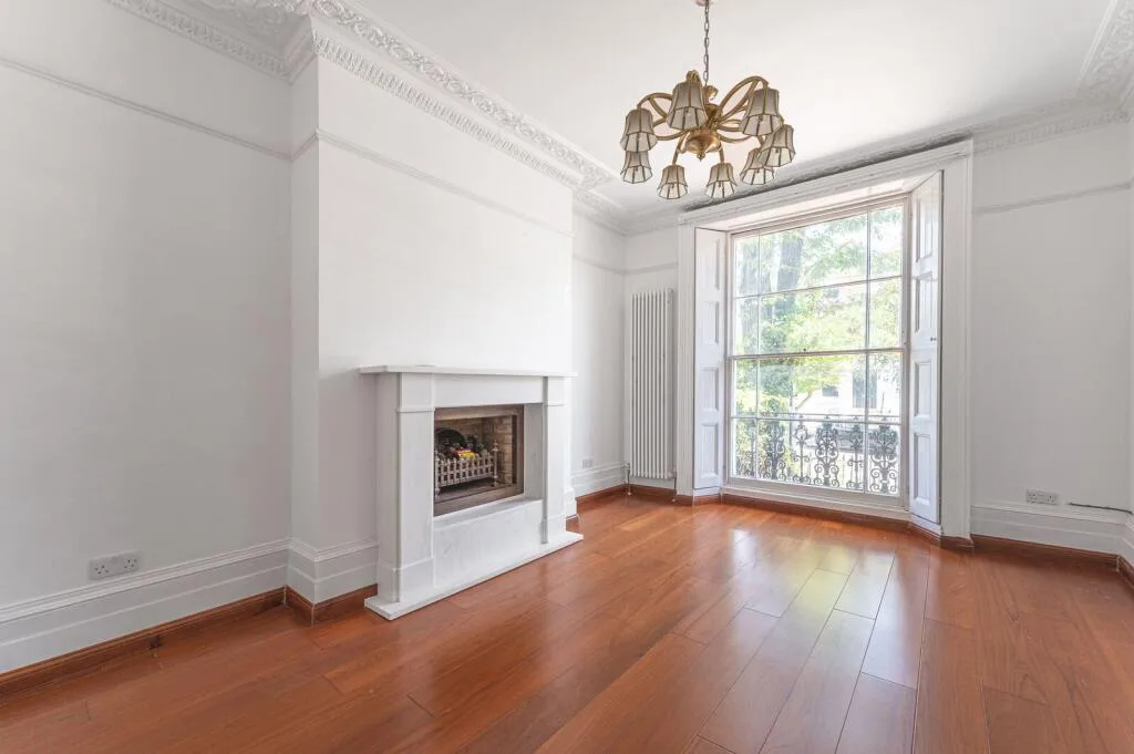 5 bedroom terraced house for rent