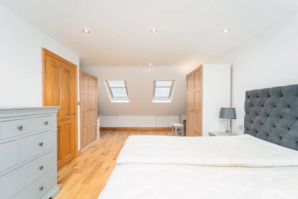 4 bedroom semi-detached house for rent
