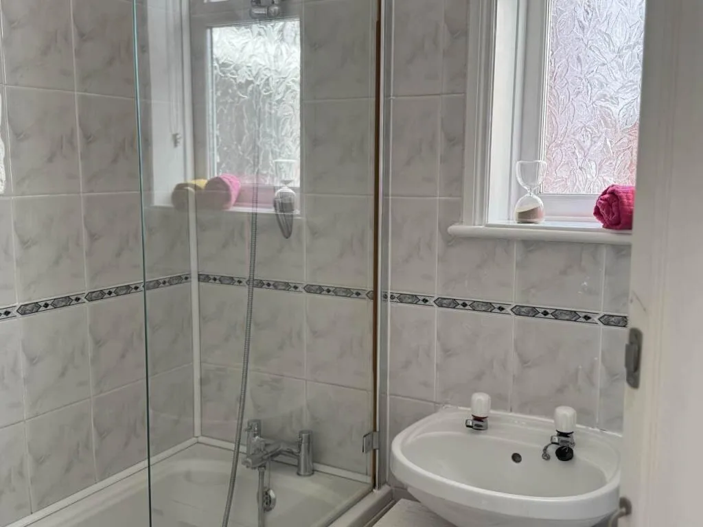 4 bedroom house for rent