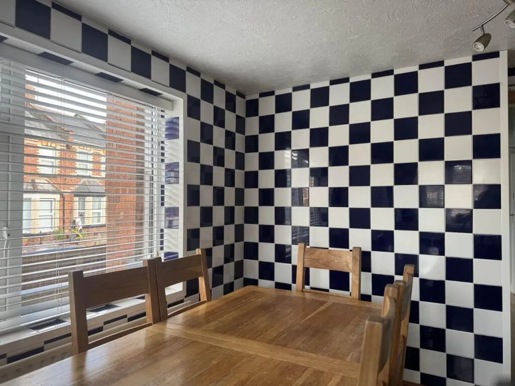 6 bedroom house for rent