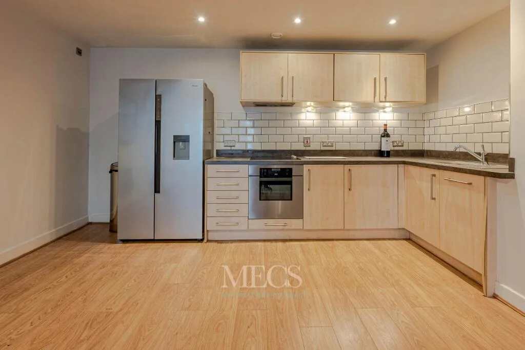 1 bedroom ground floor flat for rent