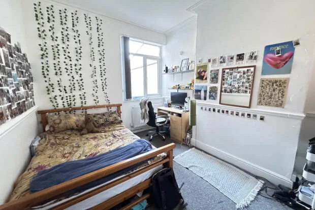 5 bedroom terraced house for rent