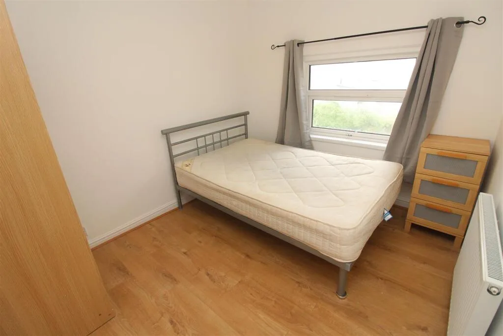 5 bedroom house for rent