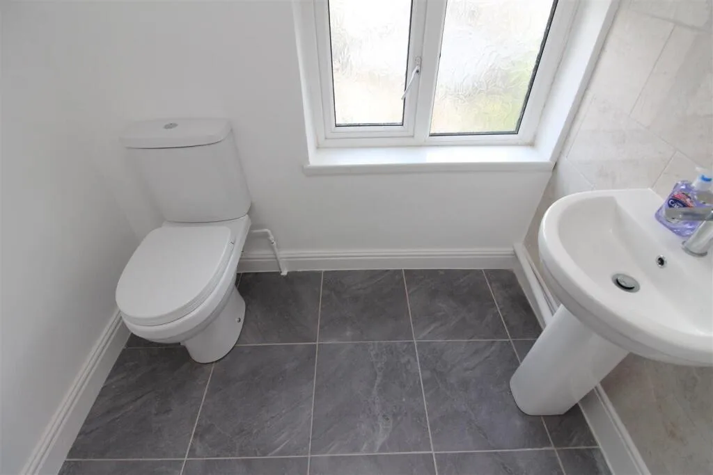 5 bedroom house for rent