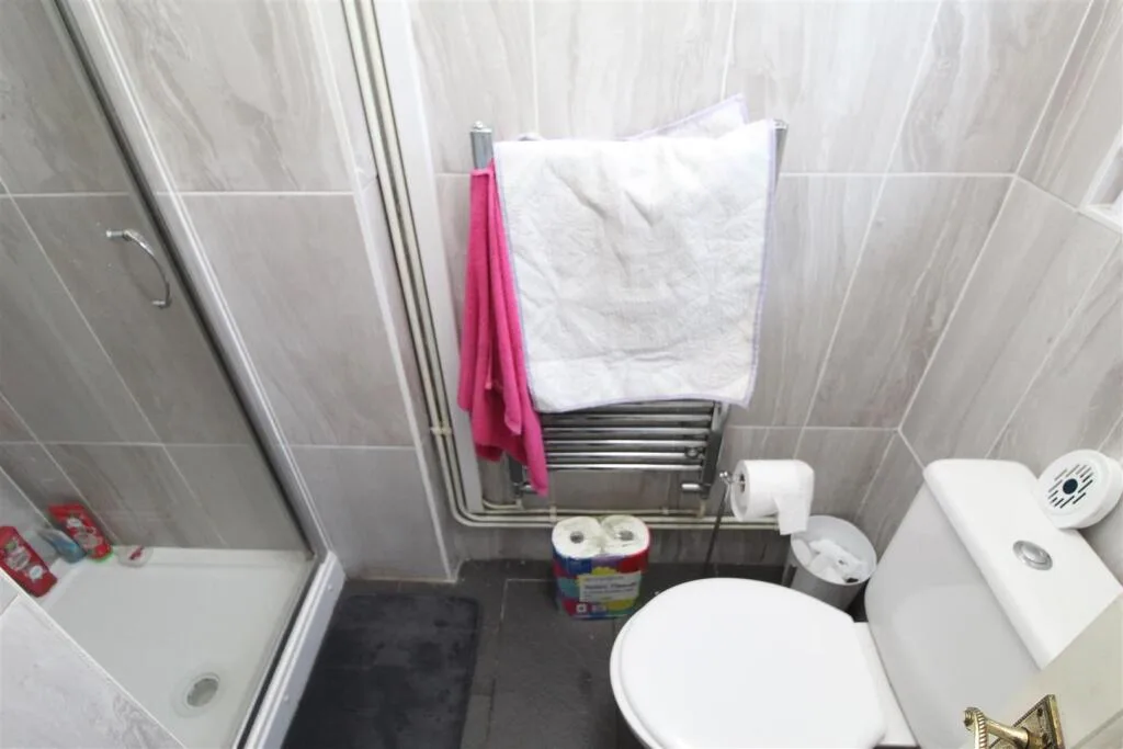 5 bedroom house for rent