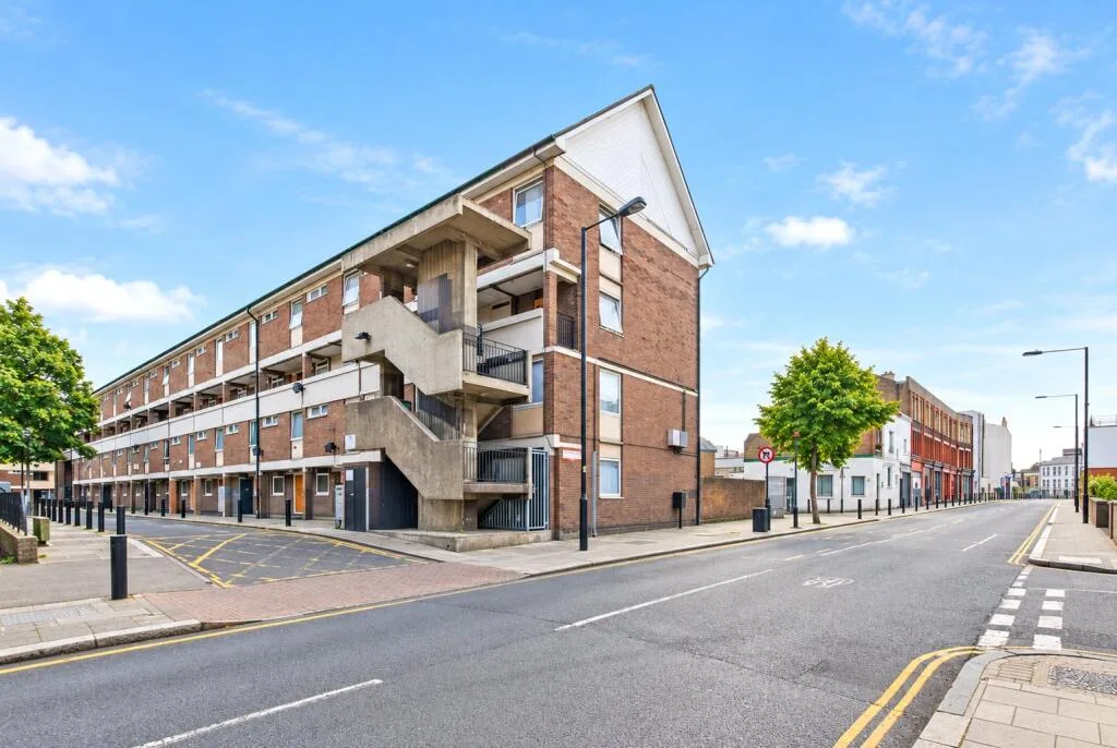 3 bedroom maisonette for rent