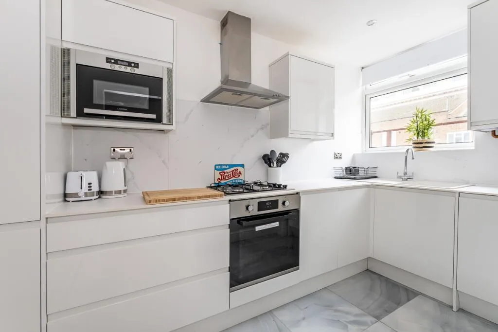 2 bedroom maisonette for rent