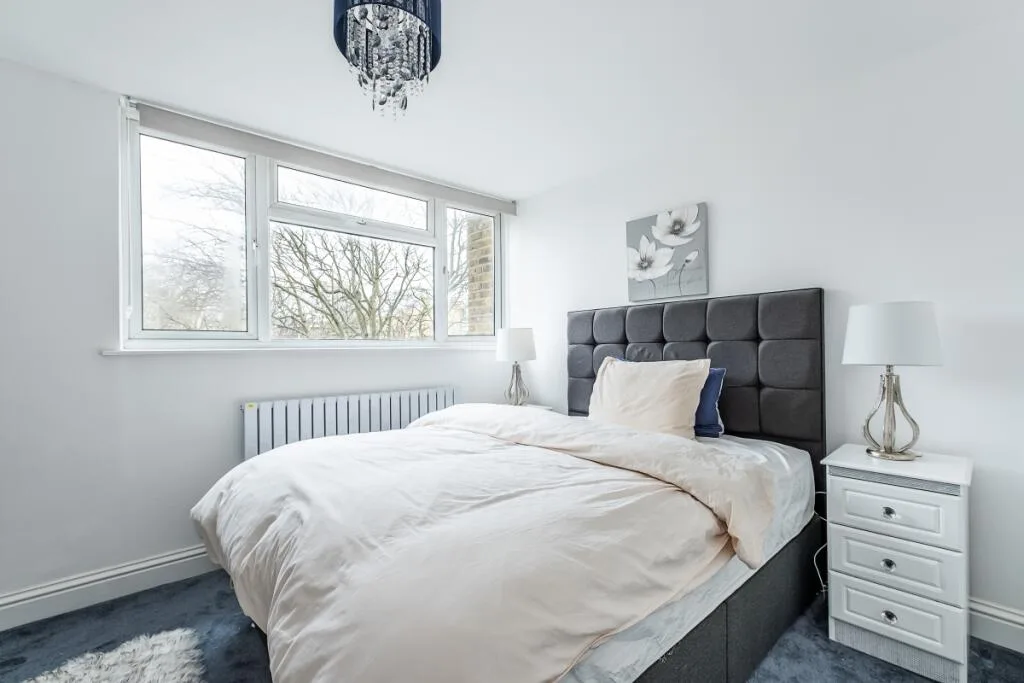2 bedroom maisonette for rent
