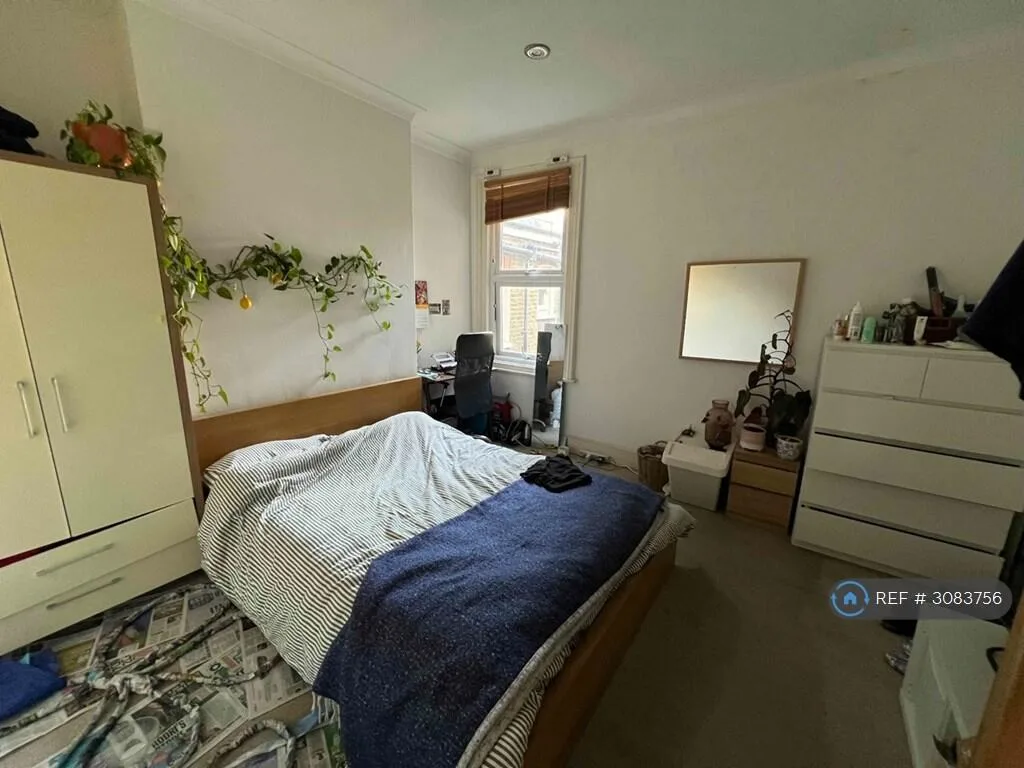 4 bedroom maisonette for rent