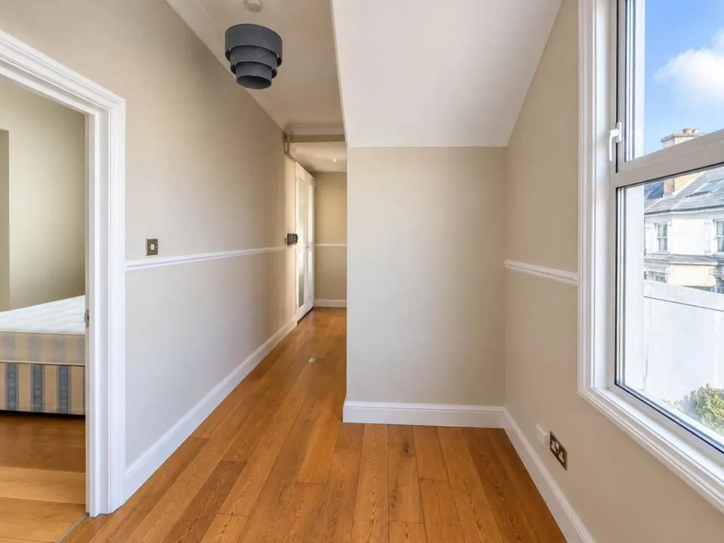4 bedroom flat for rent