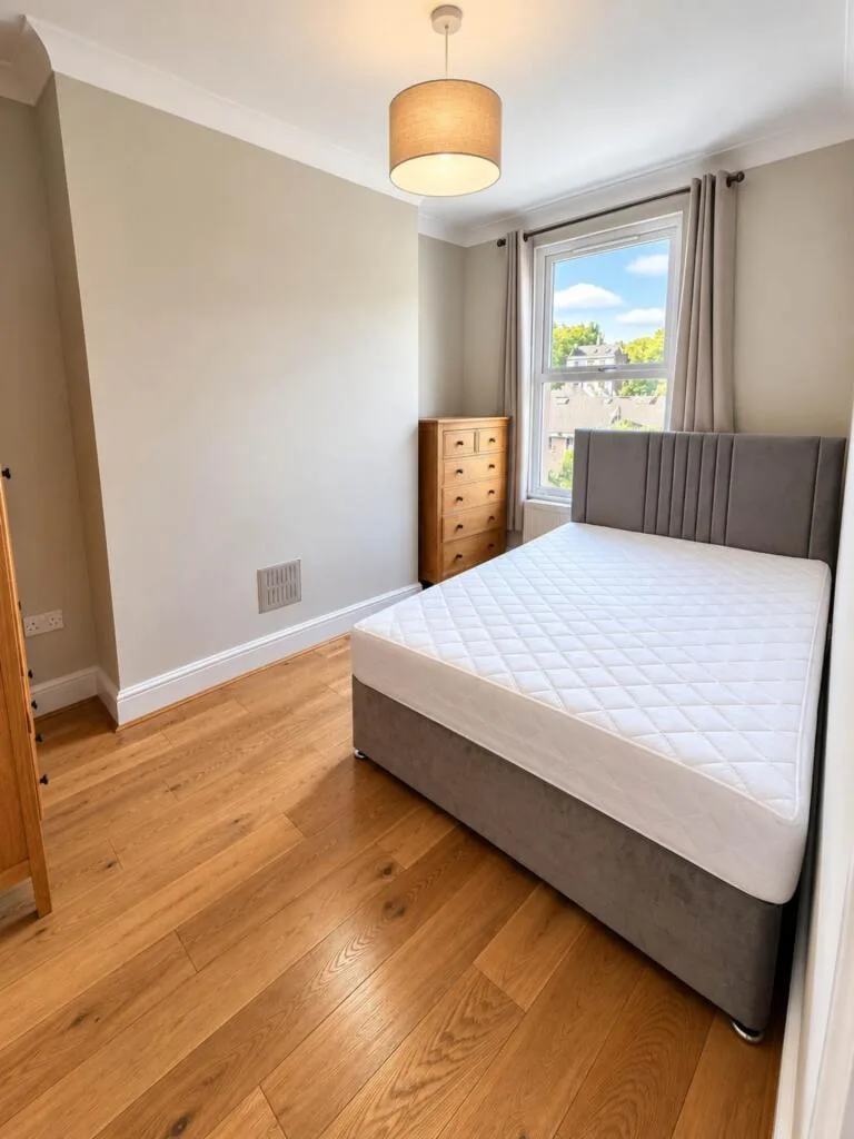 4 bedroom flat for rent