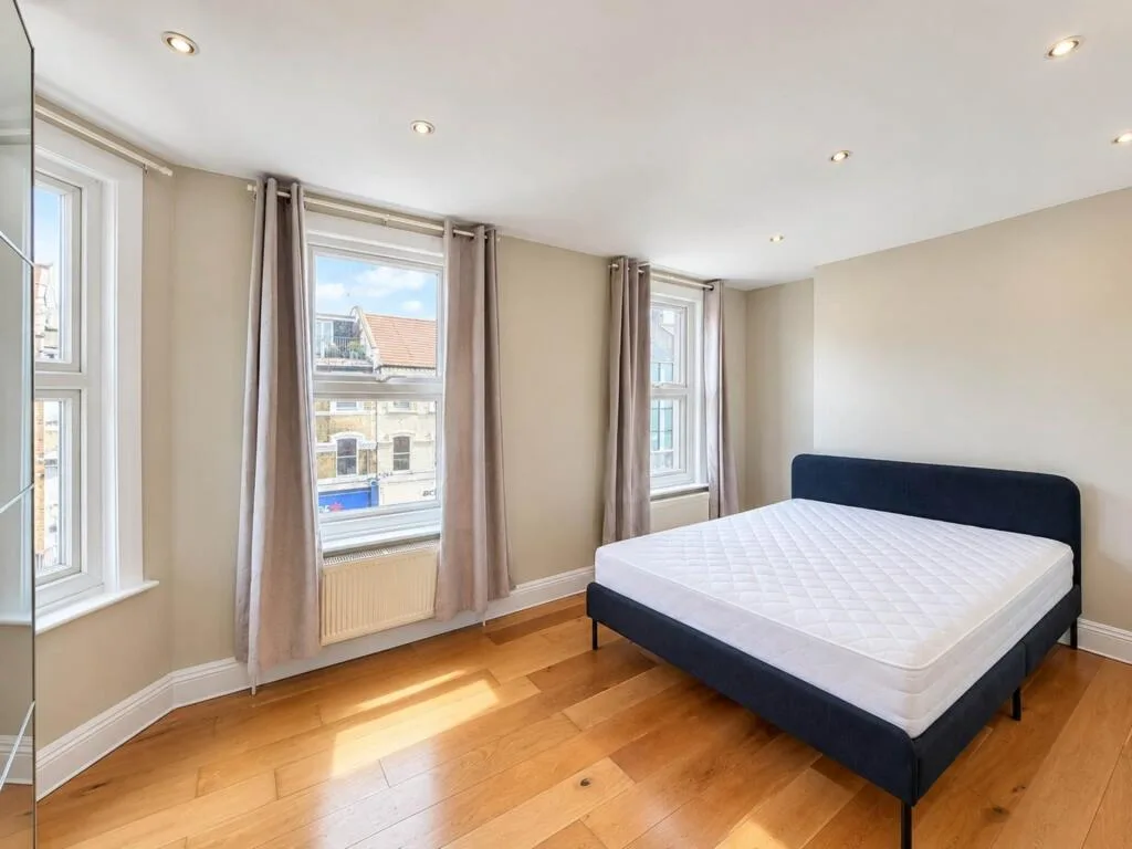 4 bedroom flat for rent