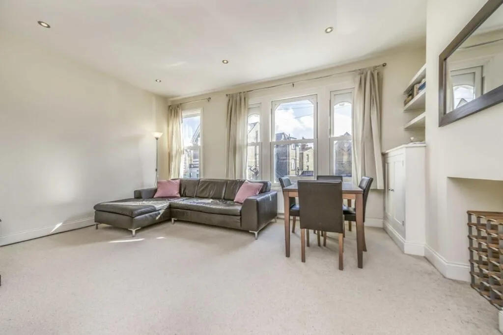 1 bedroom flat for rent