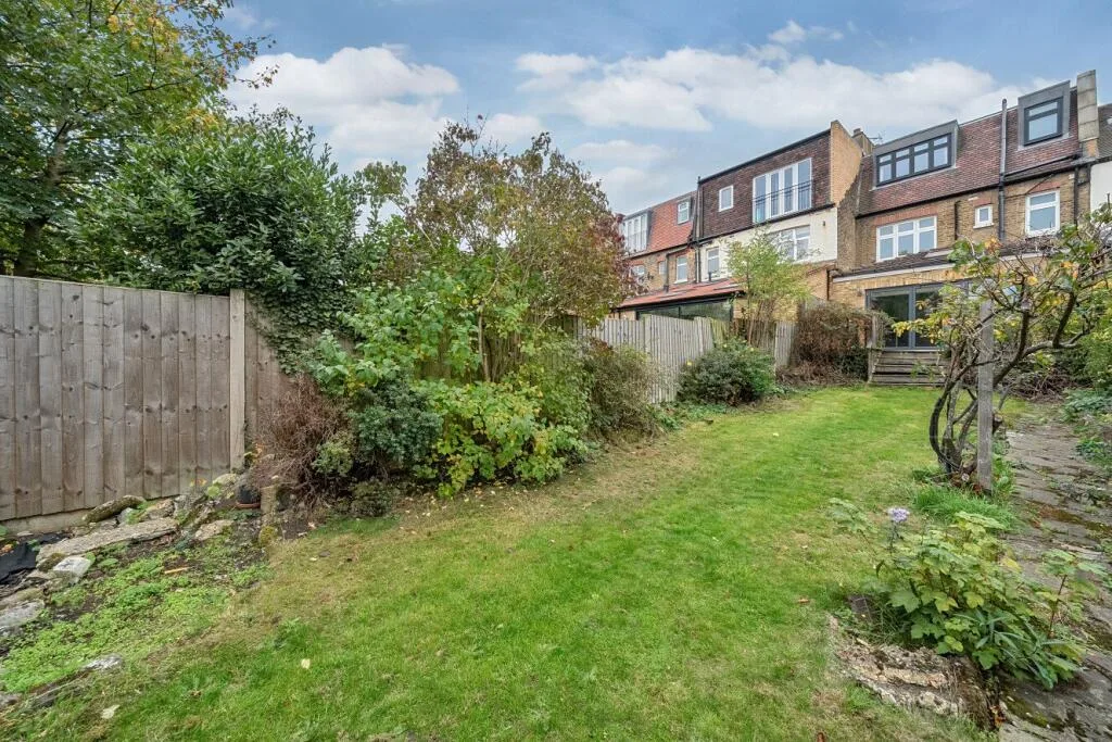4 bedroom house for rent