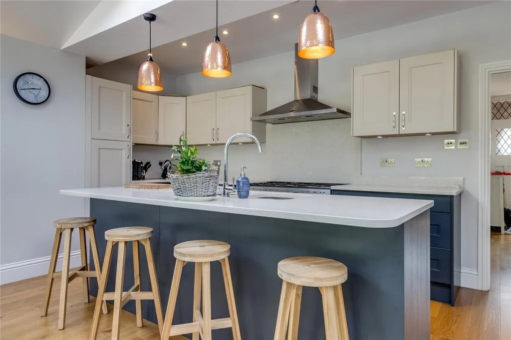 4 bedroom terraced house for rent
