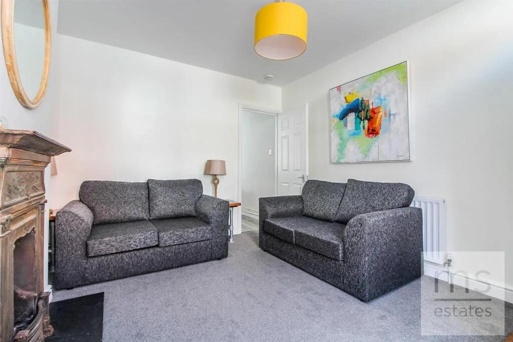 2 bedroom terraced house for rent