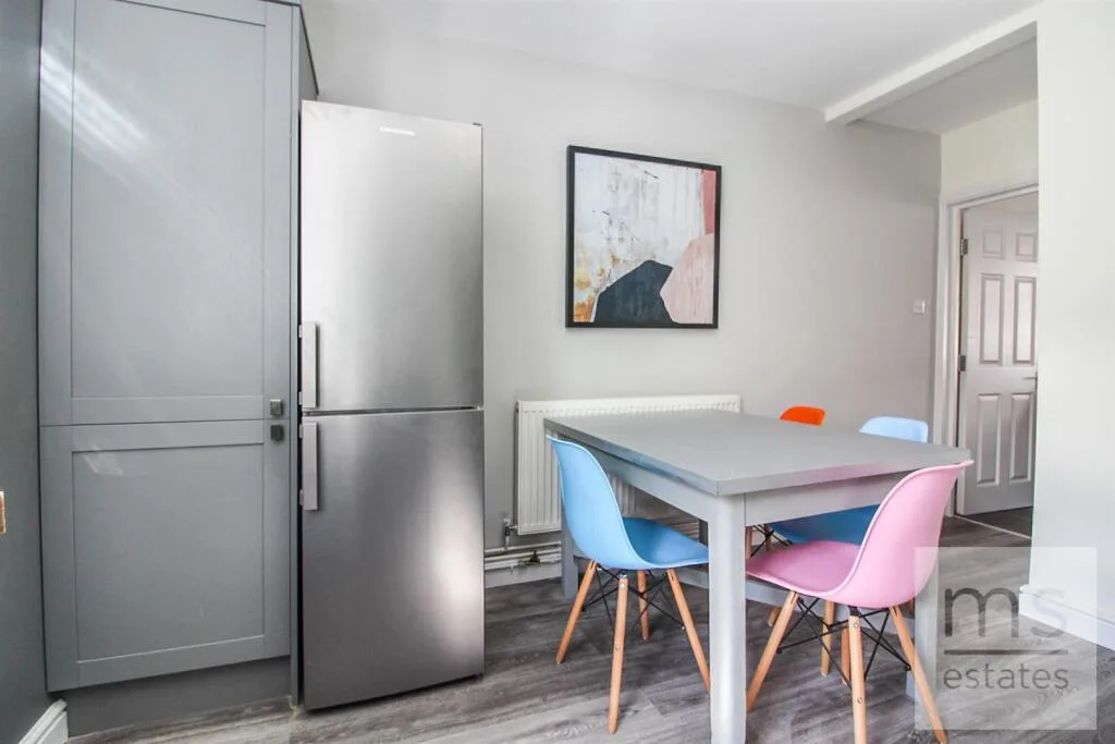 2 bedroom terraced house for rent