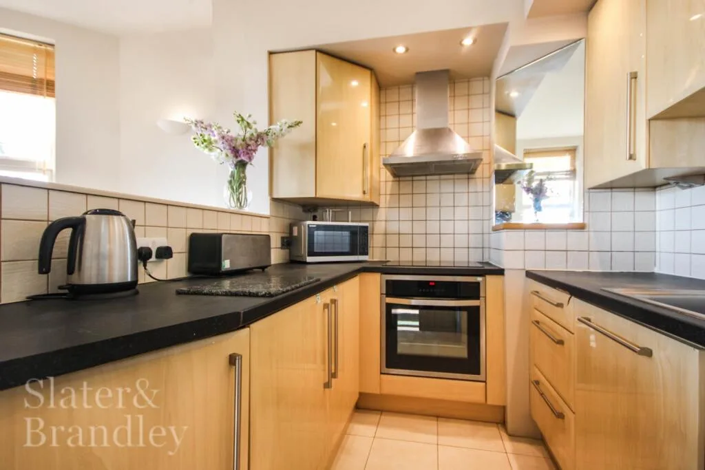 4 bedroom apartment for rent