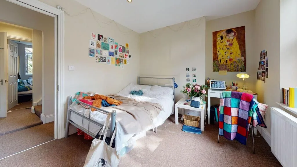 4 bedroom flat for rent