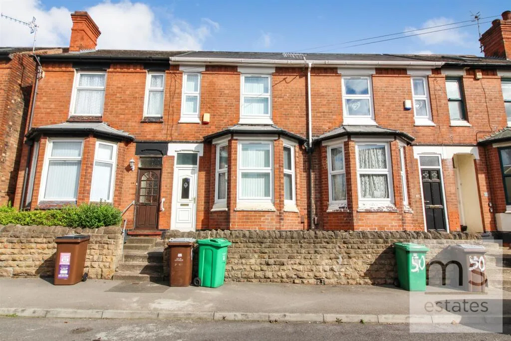 4 bedroom terraced house for rent