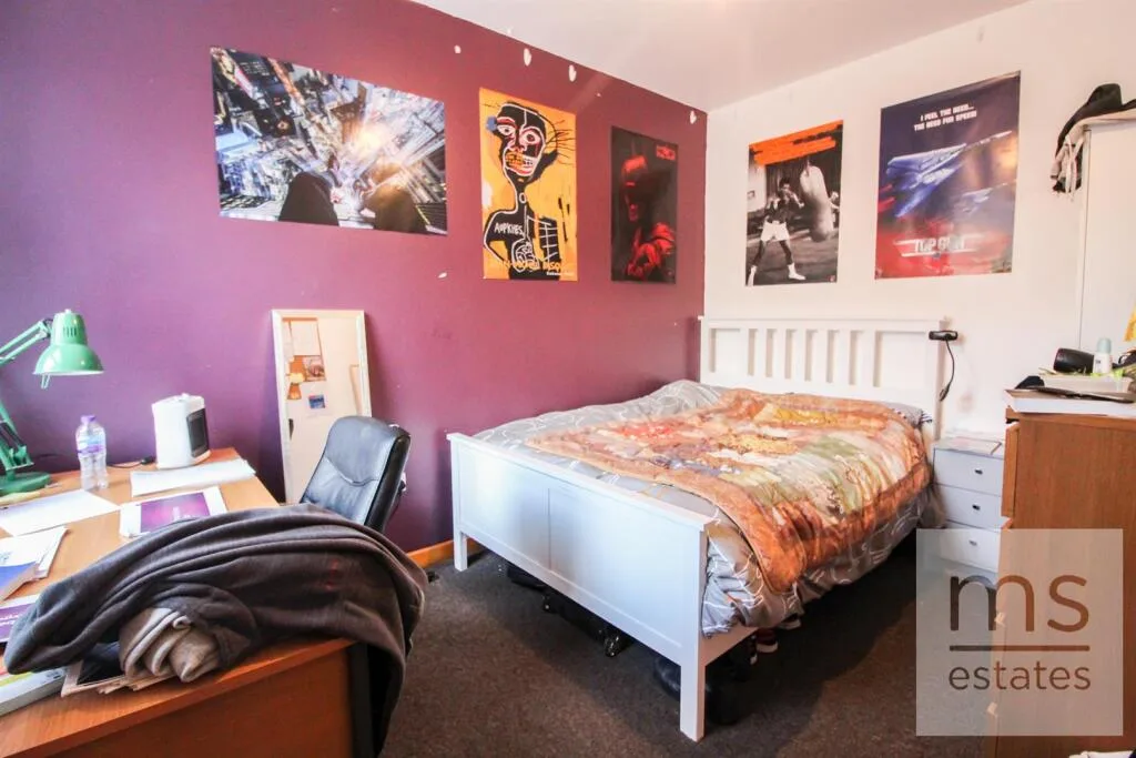4 bedroom terraced house for rent