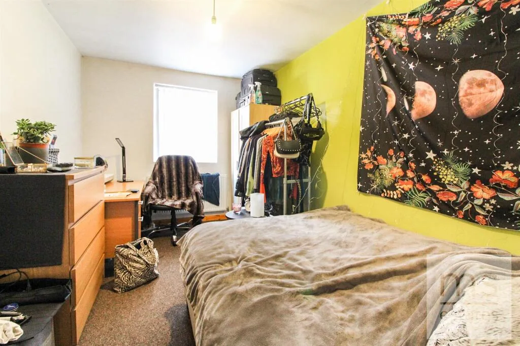 4 bedroom terraced house for rent