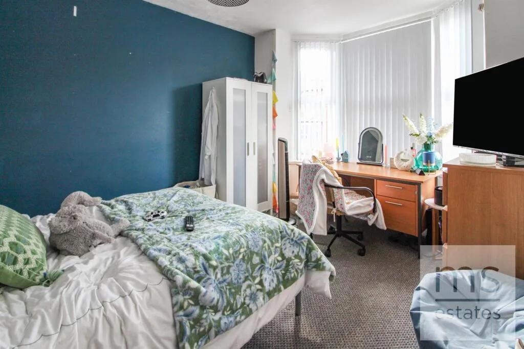 4 bedroom terraced house for rent