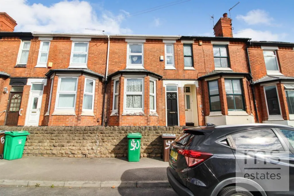 4 bedroom terraced house for rent