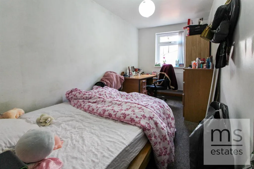 4 bedroom terraced house for rent