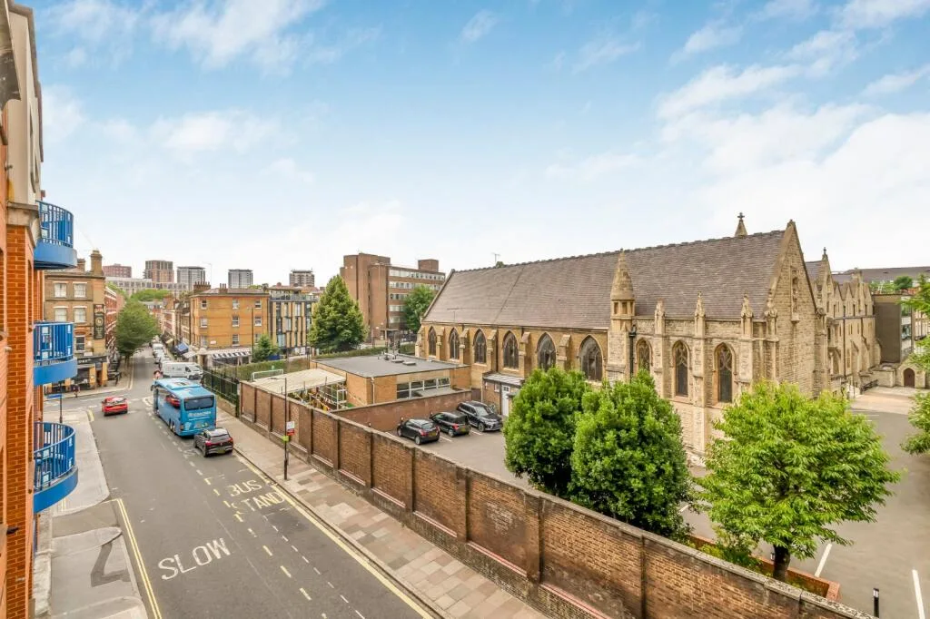 2 bedroom flat for rent
