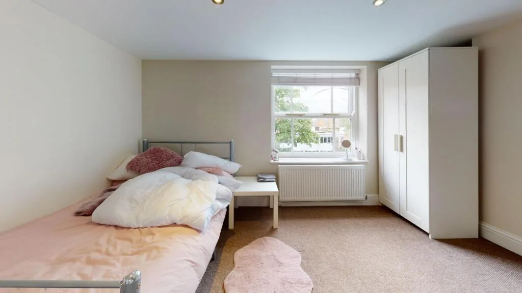 4 bedroom flat for rent