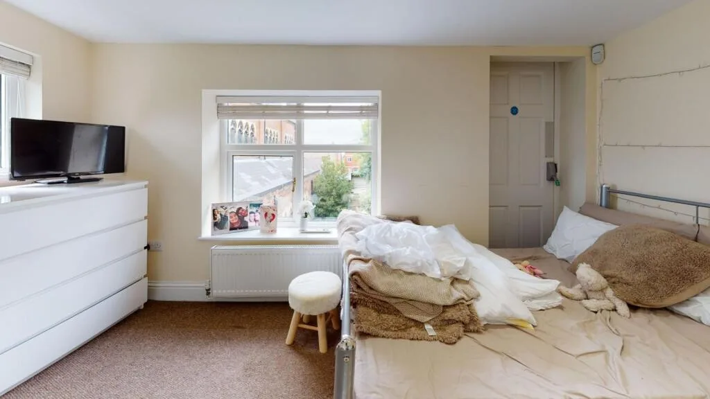 4 bedroom flat for rent