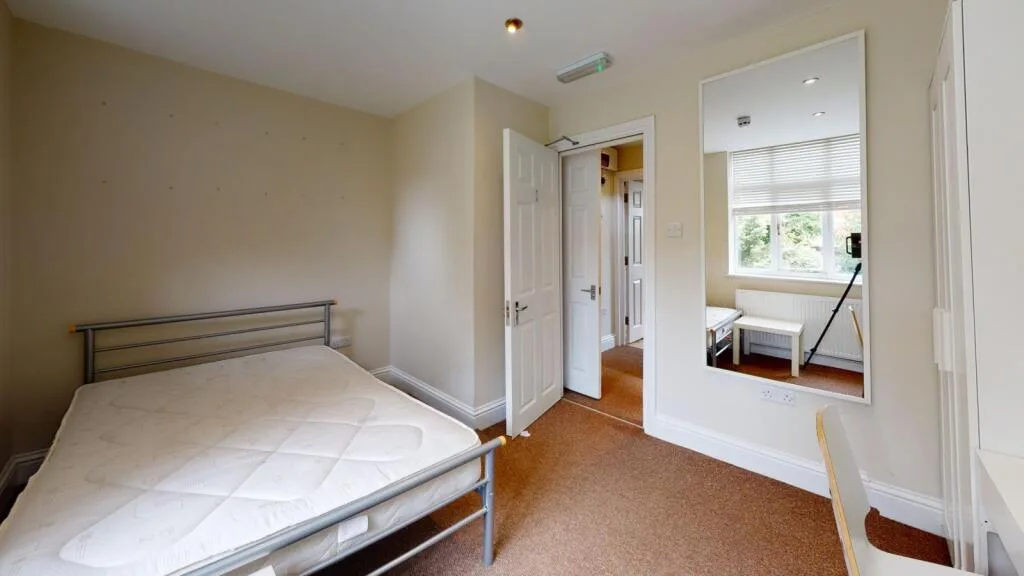 4 bedroom flat for rent