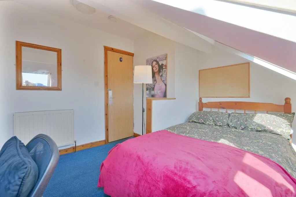 5 bedroom house for rent